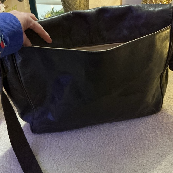 Banana Republic Black Leather Messenger Bag - Picture 11 of 12